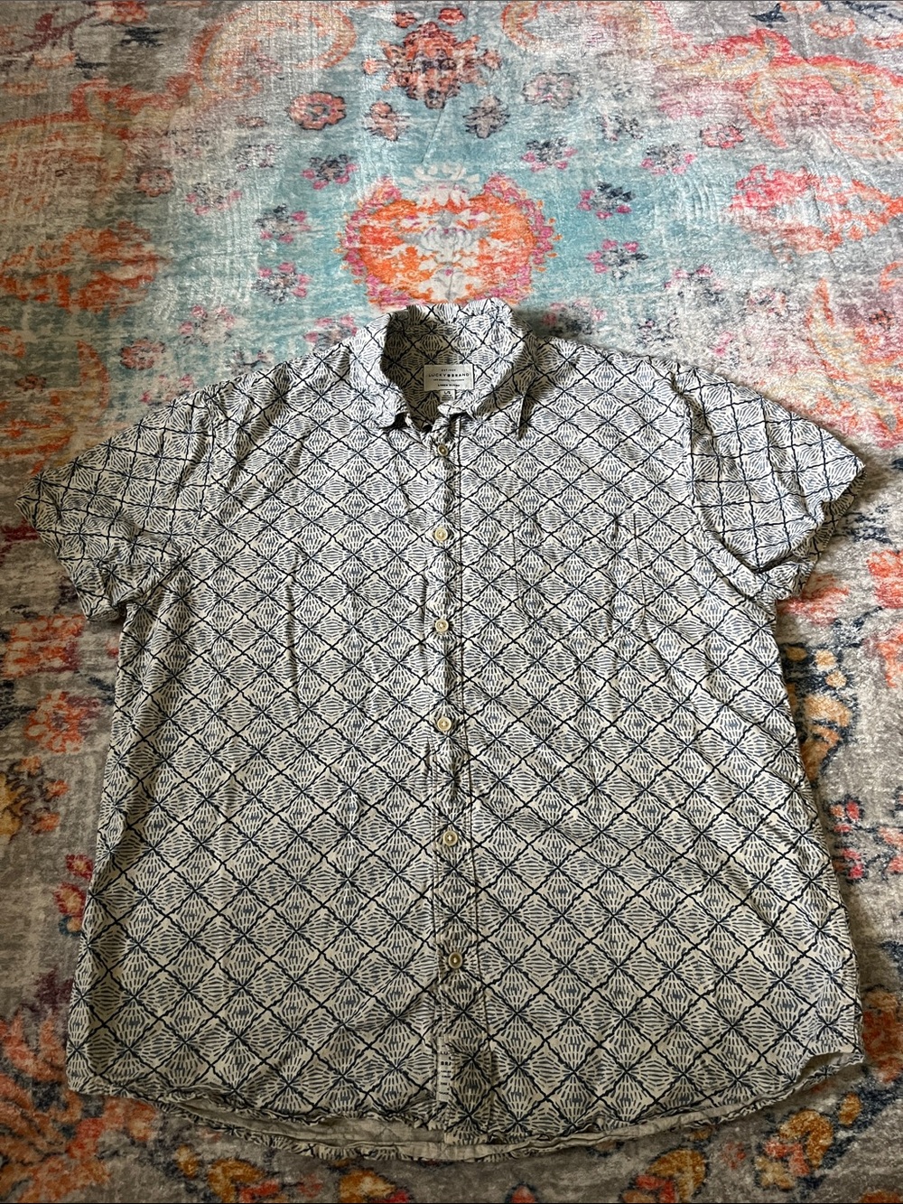 Lucky Brand Short Sleeve Button-Down Shirt in White & Navy Geometric Print